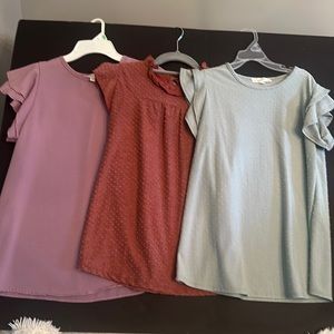 Lot of 3 round neck flutter sleeve tops